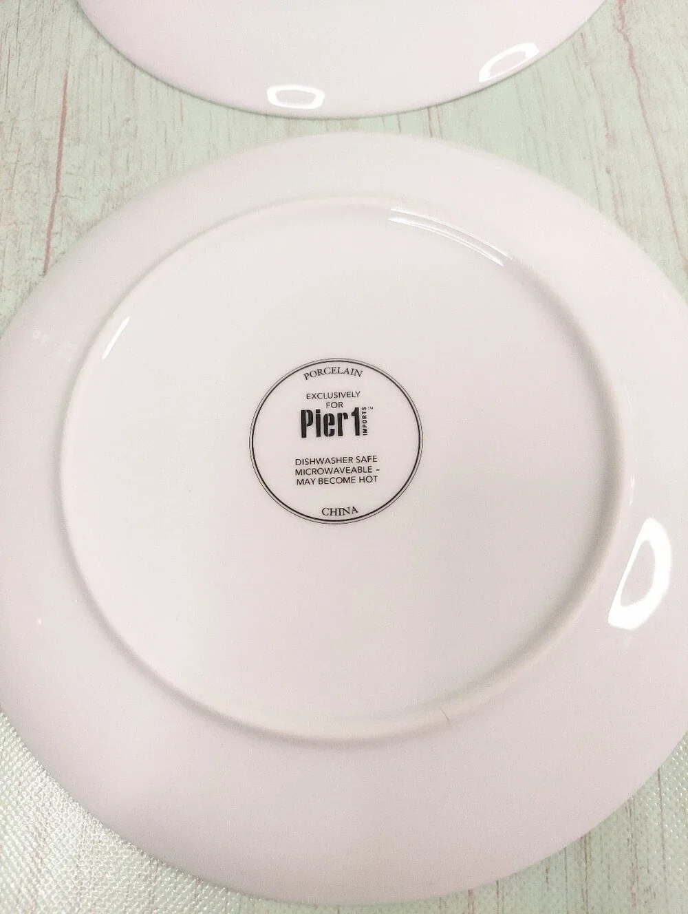 Pier 1 Imports Easter Bunny Plates Set Of 4